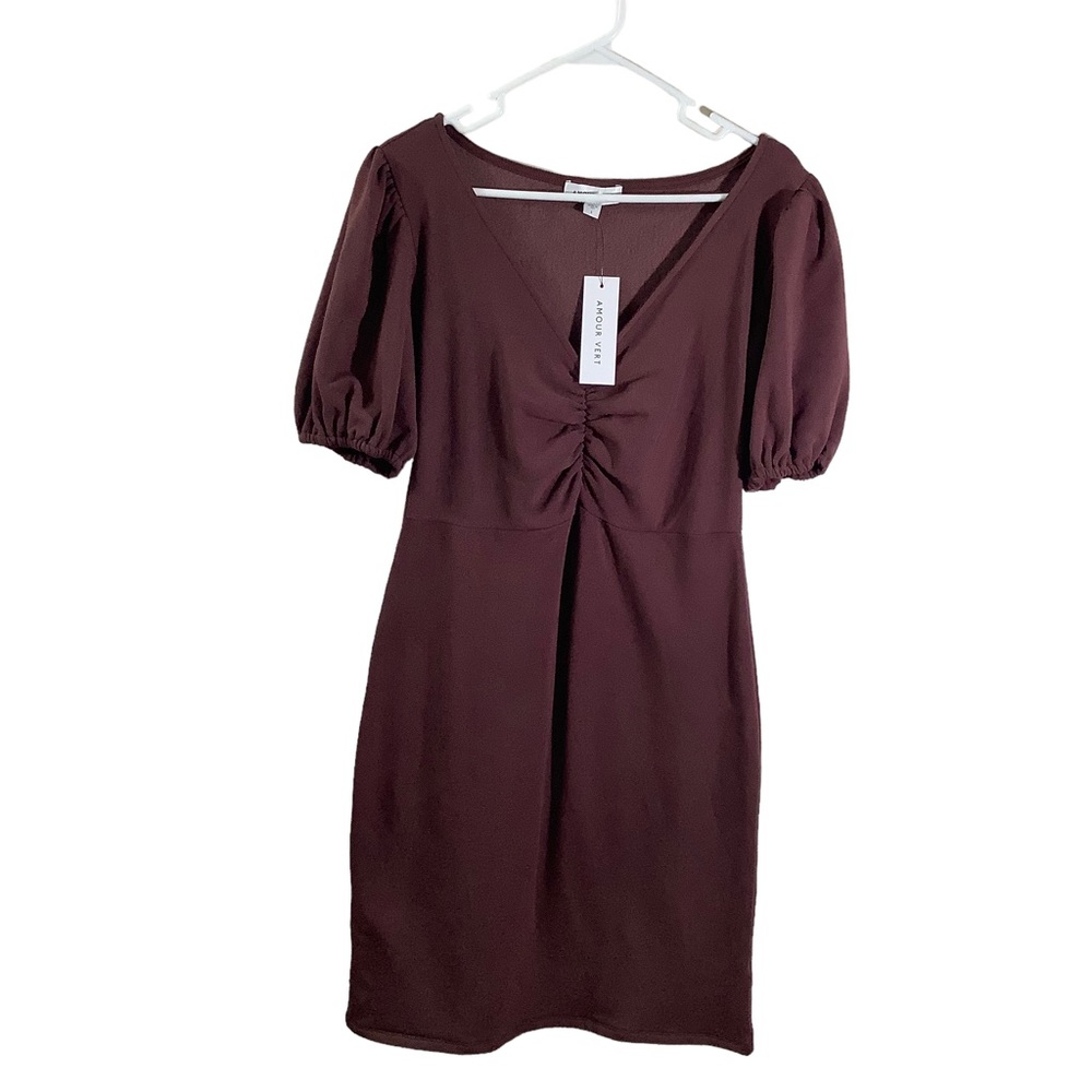 Amour Vert Tinsley Luxe Fleece Dress in Mocha